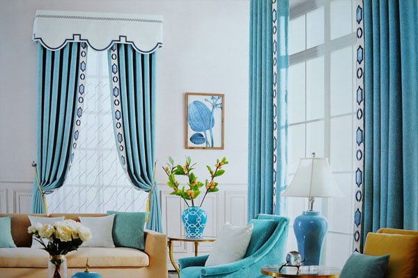 Rèm vải được sử dụng để trang trí phòng khách